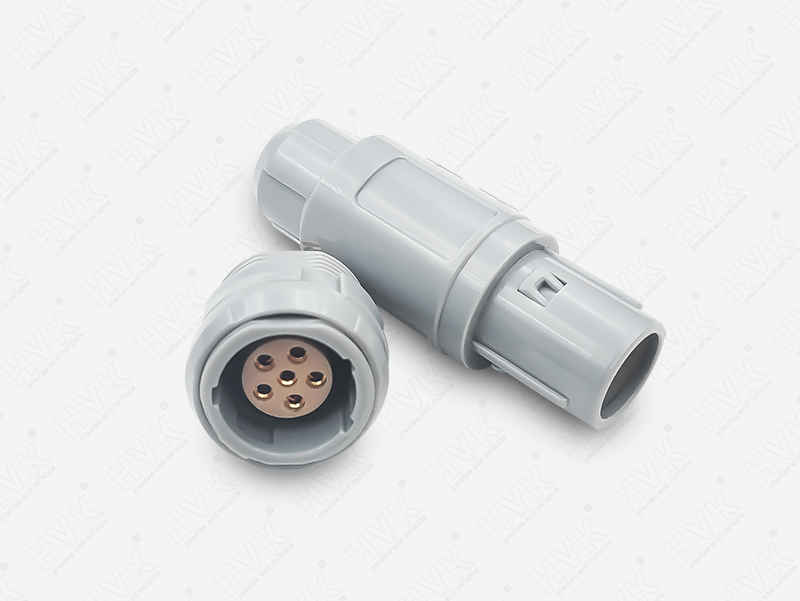 航空插頭在汽車發動機控制系統中起何作用？